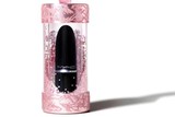 thumbnail: Lippenstift in een kersthanger - M.A.C. - 12 euro