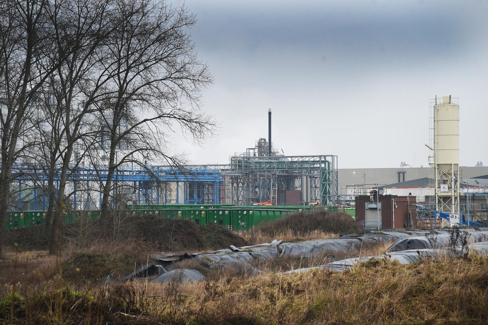 De site van de 3M fabriek in Zwijndrecht. 
