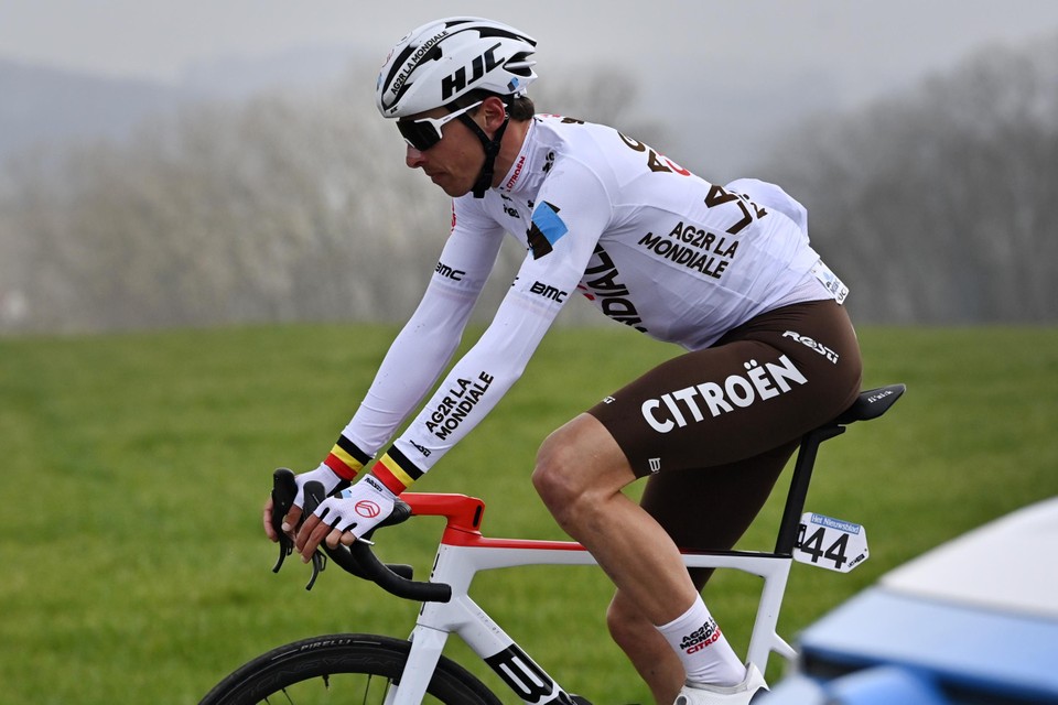 Oliver Naesen finishte uiteindelijk net in de top twintig.