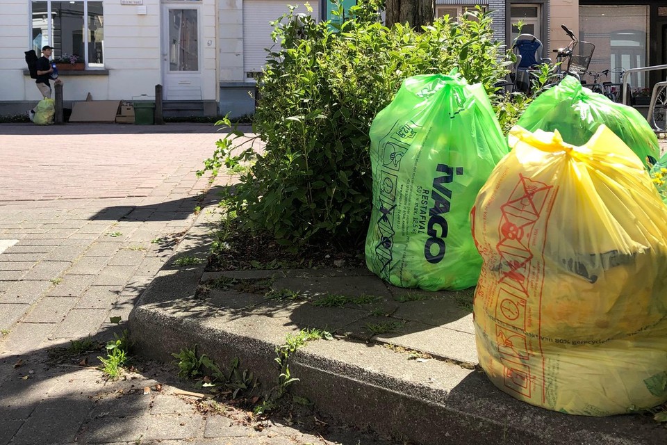 Stimulans Diplomatie Afwijzen Laatste week voor gele vuilniszakken in Gent: Ivago stopt met ophalen  (Gent) | Het Nieuwsblad Mobile