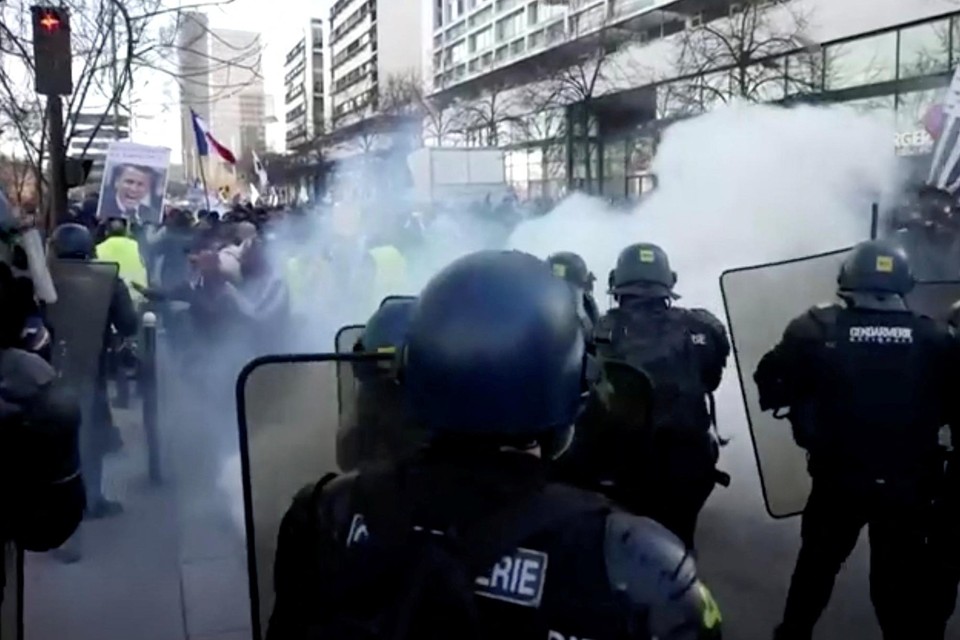 In Paris liep het protest gisteren uit de hand. 