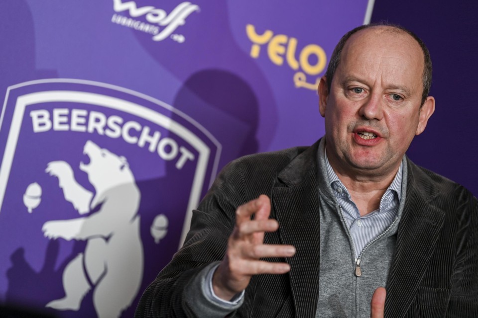 Beerschot chairman Francis Vrancken gave the ailing Rupel Boom a personal loan four years ago.  She now has to pay it back from the court.