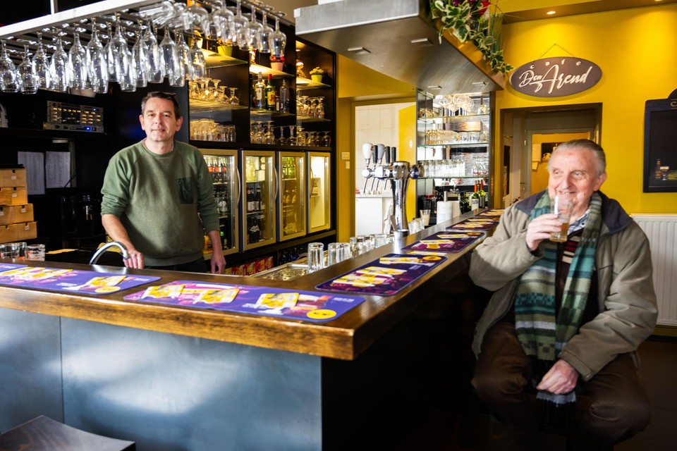 Cafébaas Patrick verhuisde zeven jaar geleden naar Kampenhout vanwege “de vele vreemden”