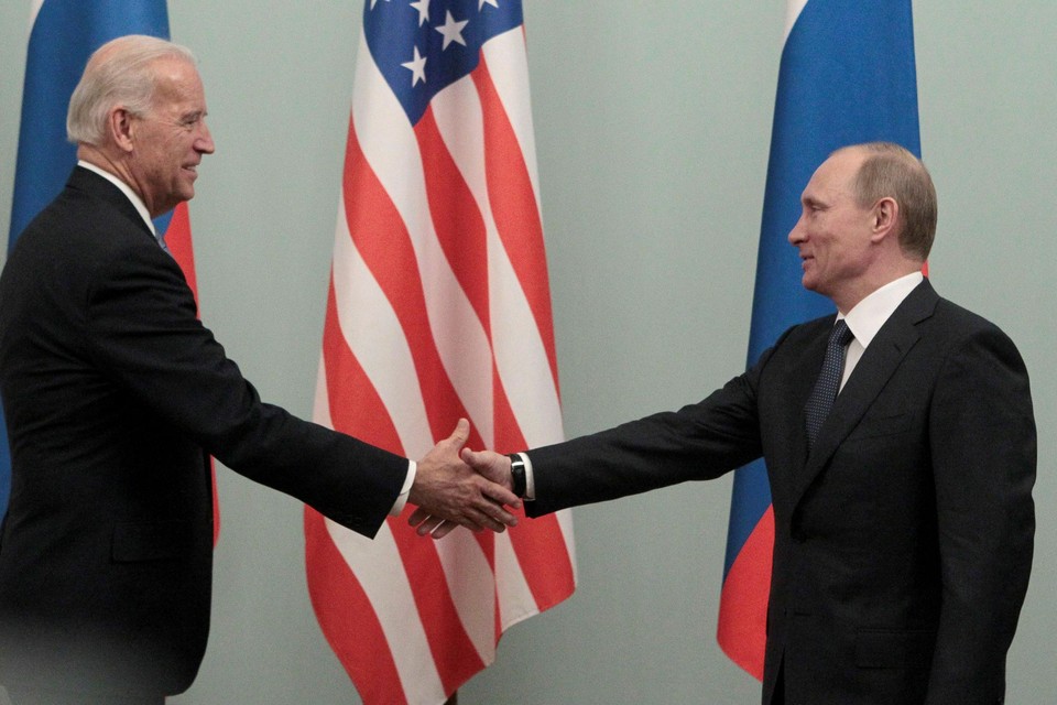 Archiefbeeld Biden en Poetin. 