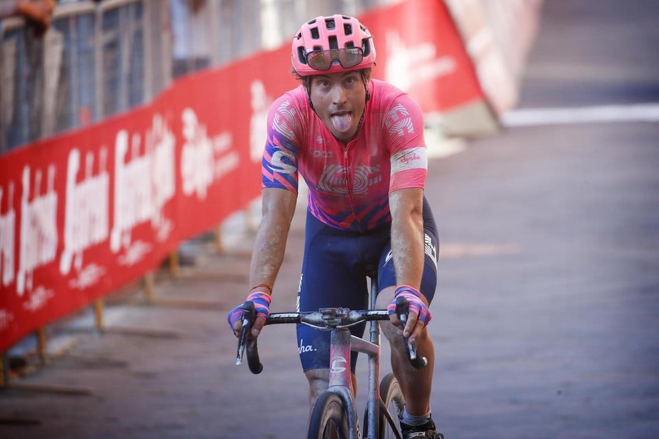 Alberto Bettiol kleurde zaterdag nog de finale in de Strade Bianche
