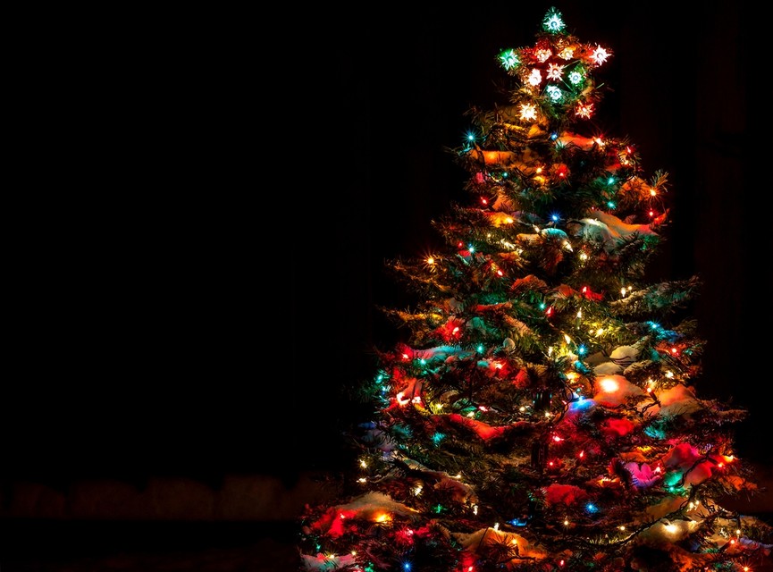 Zonder hoofd instructeur kop Weg met minimalisme: de kitscherige kerstboom is helemaal terug | Het  Nieuwsblad Mobile