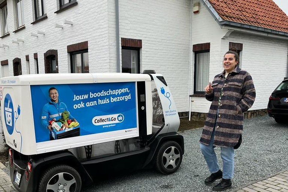Hoopvol vacuüm Om te mediteren Zelfrijdende wagen van Colruyt levert eerste boodschappen aan huis  (Londerzeel) | Het Nieuwsblad Mobile