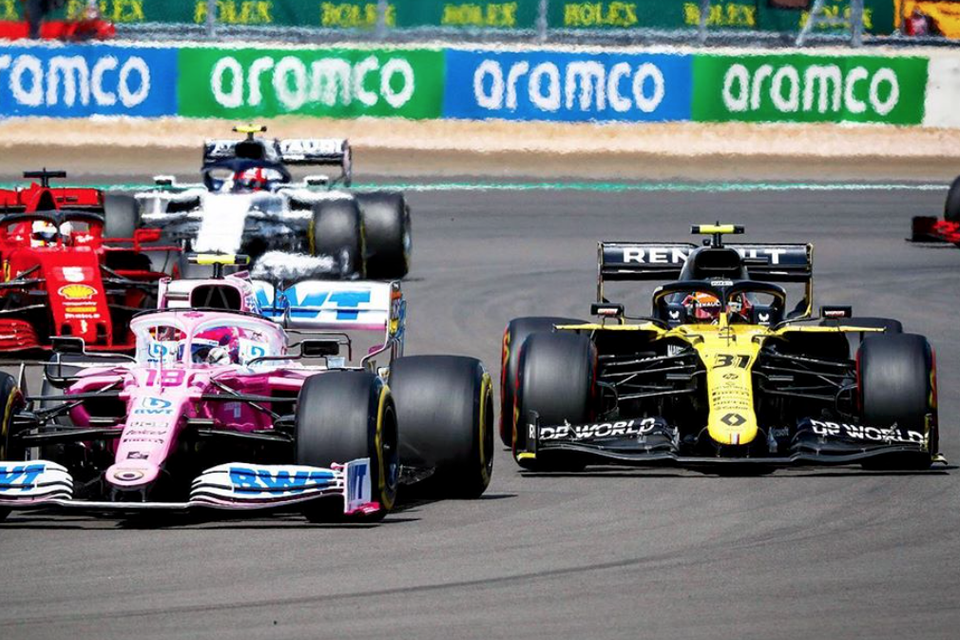 F1-bolides van Racing Point en Renault 