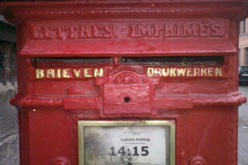 galop daarna Cordelia Antieke brievenbus Damiaanplein sneuvelt en verdwijnt (Leuven) | Het  Nieuwsblad Mobile