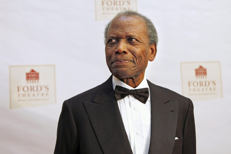 De Bahamiaans-Amerikaanse acteur Sidney Poitier is overleden.