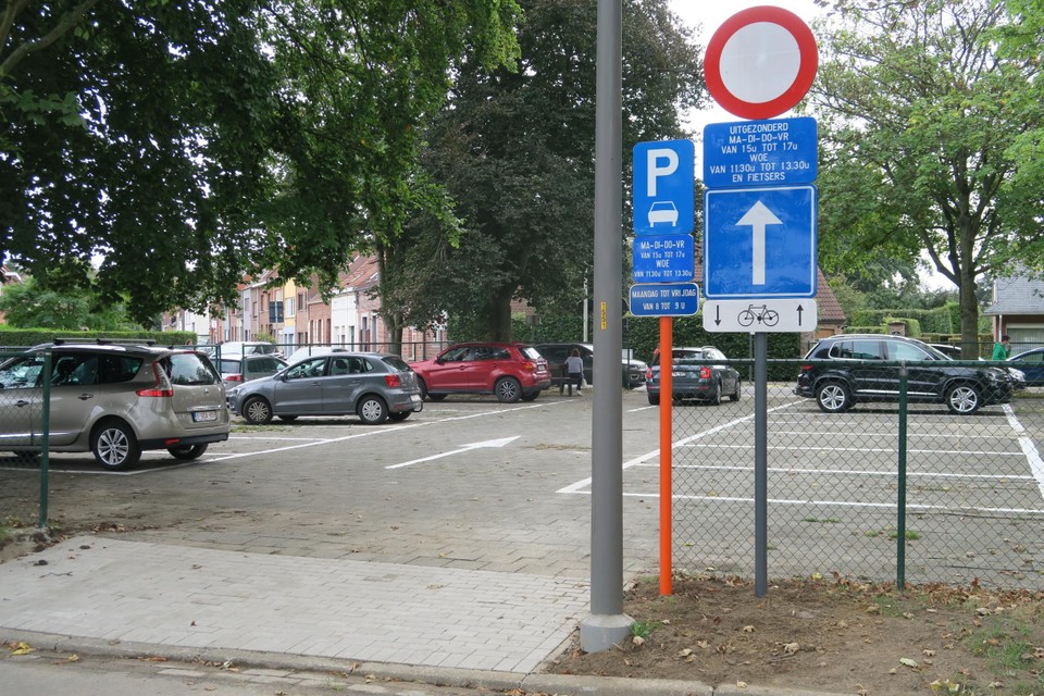 Het pleintje aan de Schoolstraat/Vaartdijk vandaag. 