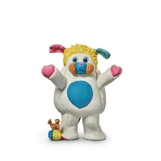 ‘Popples’ van Jeff Koons werd geraamd op 1,5 à 2 miljoen dollar, maar haalde uiteindelijk 3.922.000 dollar, da’s meer dan 3,7 miljoen euro.