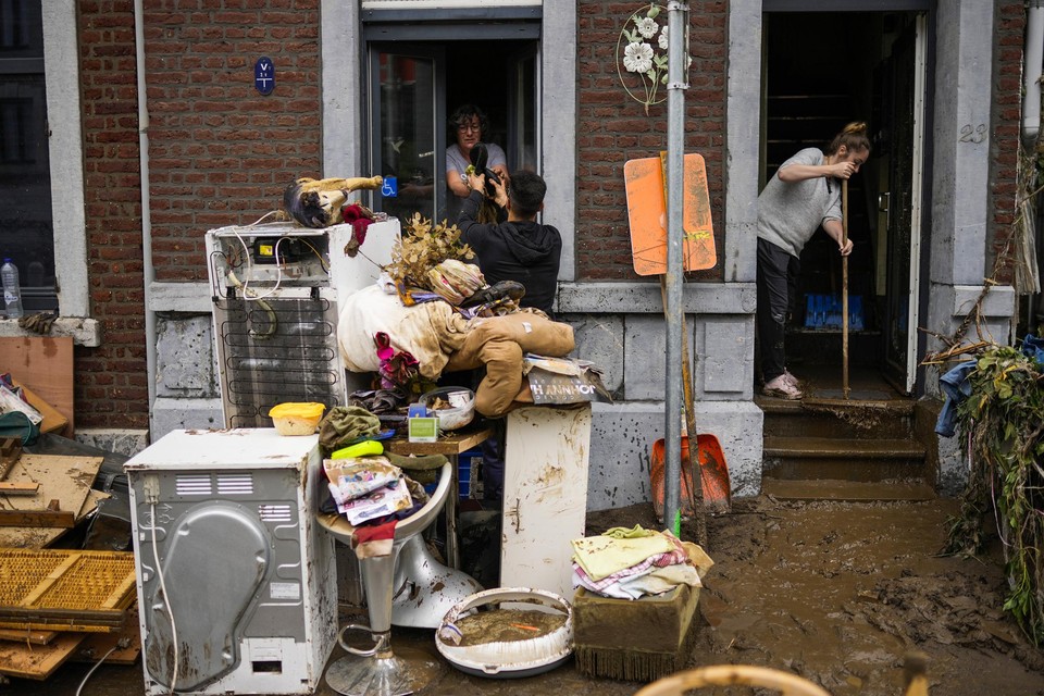 De burgemeester van Verviers maakt zich zwaar zorgen over de ongezonde omstandigheden waarin mensen nu in hun huis wonen 