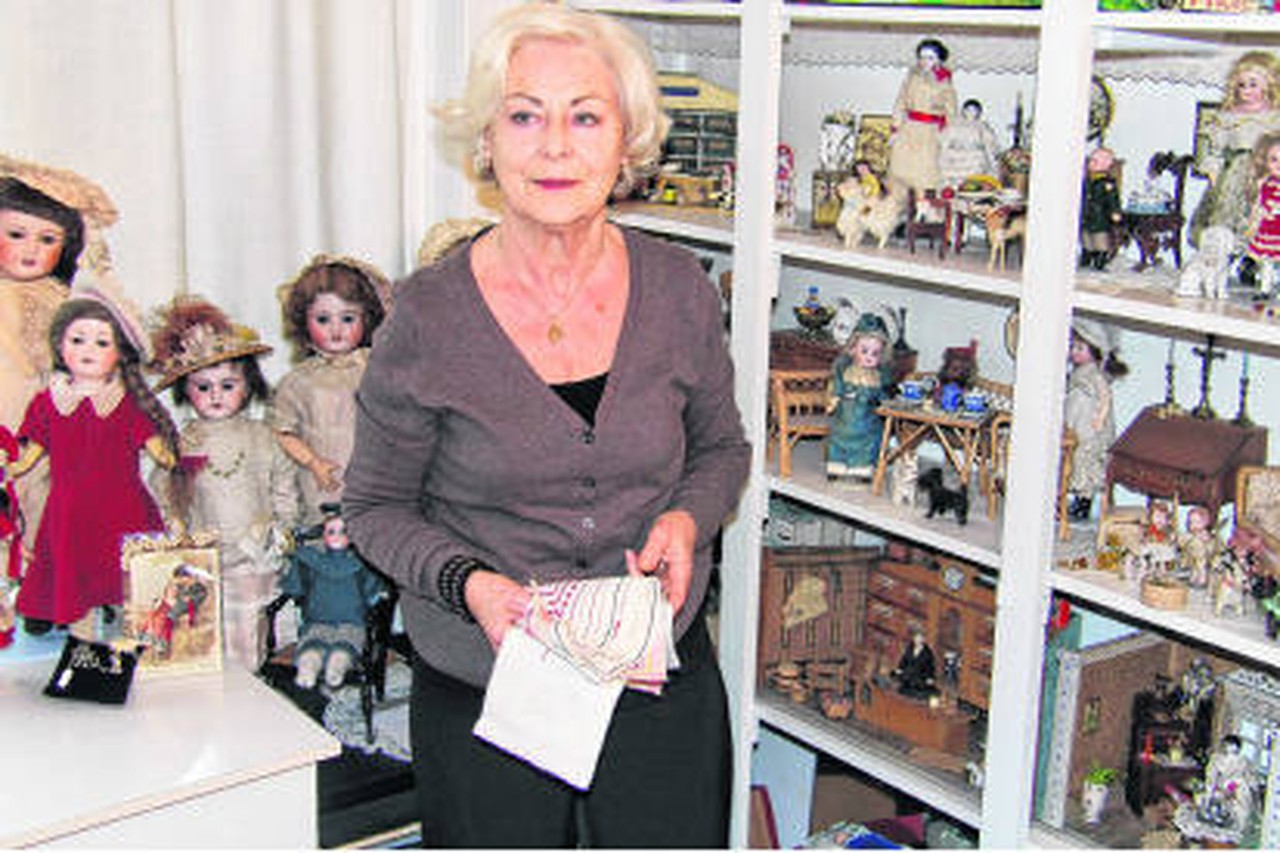 Verslinden markering Purper In de ban van antieke poppen (Sint-Niklaas) | Het Nieuwsblad Mobile
