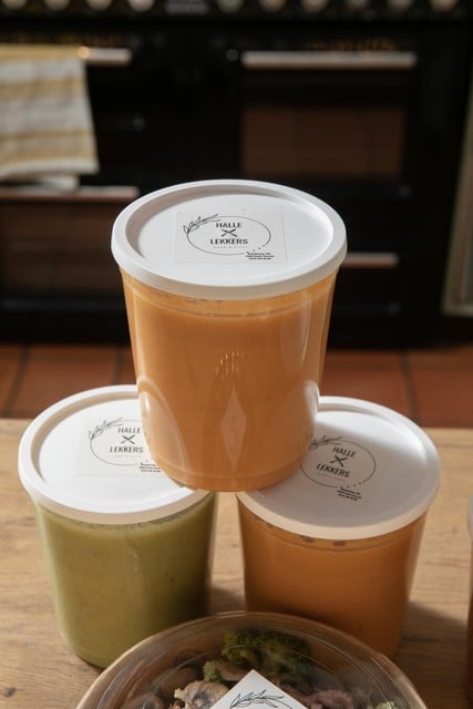 In haar weekmenu zitten ook drie verse soepen.