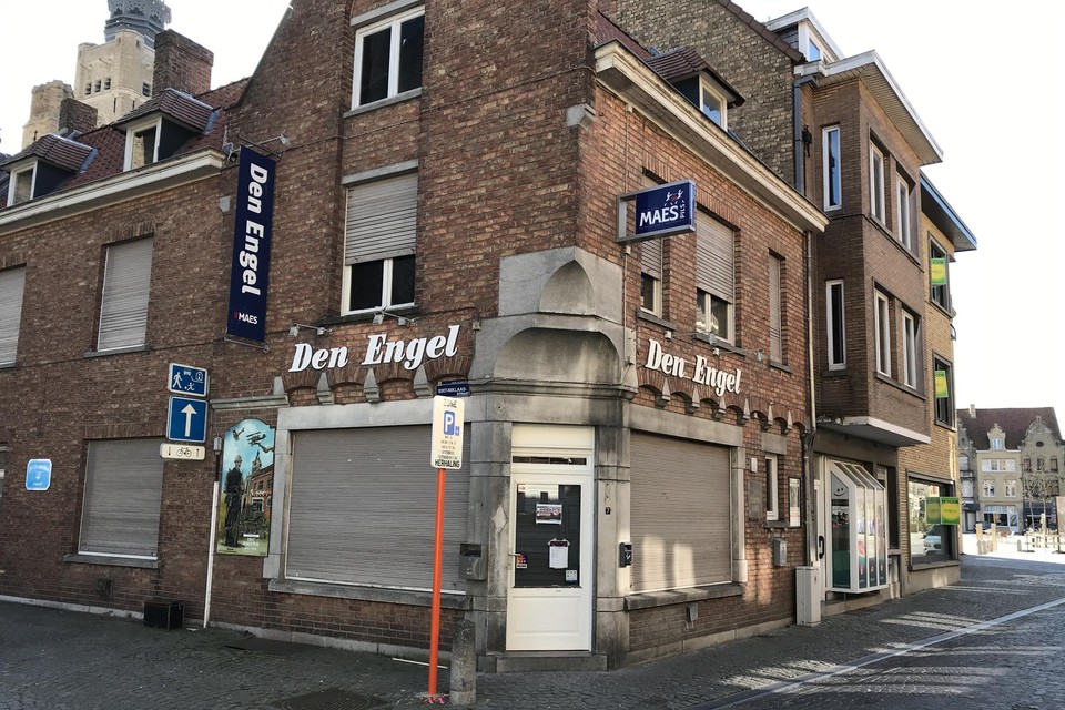 Het 15-jarig meisje werd verborgen en misbruikt door de toenmalige uitbater van café Den Engel in Diksmuide. Het café werd toen gesloten en ging failliet maar is intussen geopend door andere uitbaters.