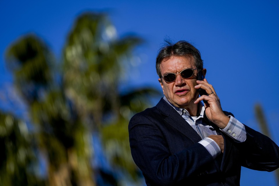 Michel Louwagie. 