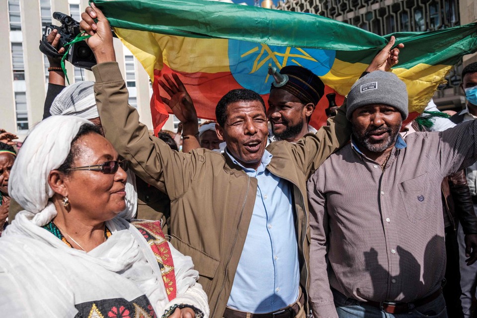 Gebrselassie is Ethiopië en Ethiopië is Gebrselassie. Dat zo iemand aankondigt dat hij als burger de wapens opneemt, is dan ook niet niks. 