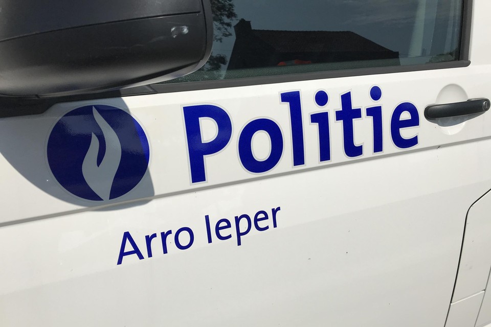 Politiezone Arro Ieper deed de nodige vaststellingen.