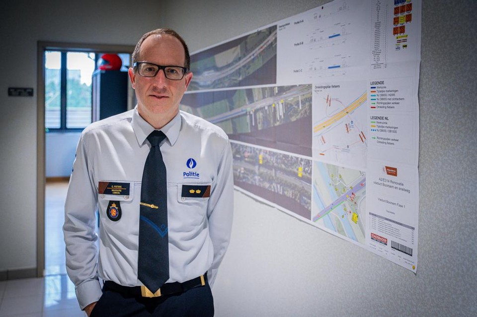 “Door veel te controleren tijdens de werken hopen we de veiligheid te verhogen”, zegt commissaris Gerry Peeters. 