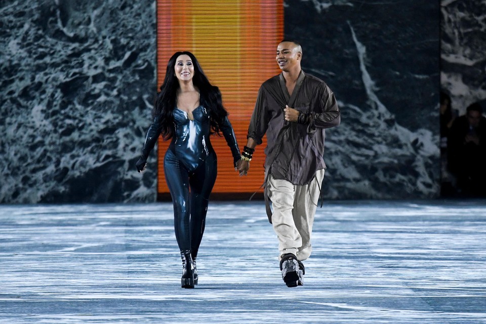 Cher met Balmain-modeontwerper Olivier Rousteing 