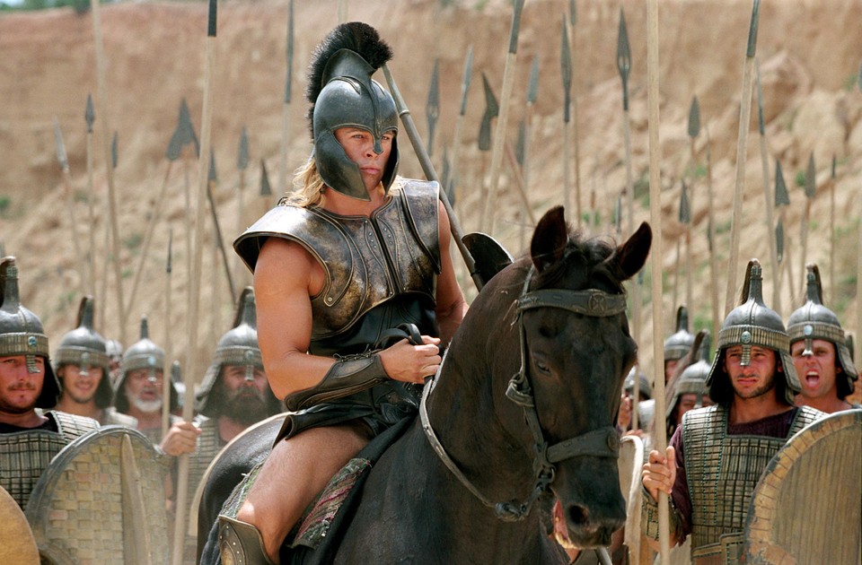 Brad Pitt als held Achilles in ‘Troy’. 