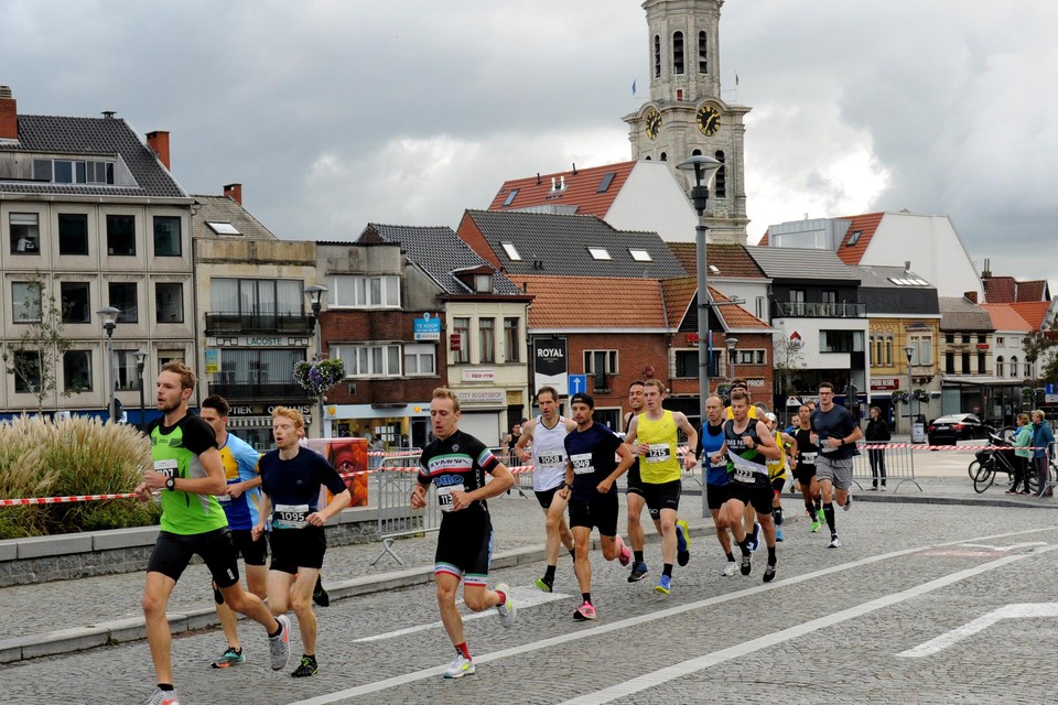 Er wordt zaterdag opnieuw gelopen door de Lokerse straten.