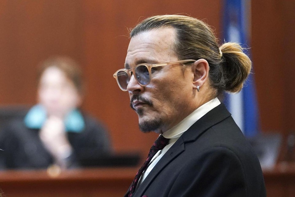 Johnny Depp in de rechtbank, tijdens het lasterproces tegen zijn ex-vrouw Amber Heard. 