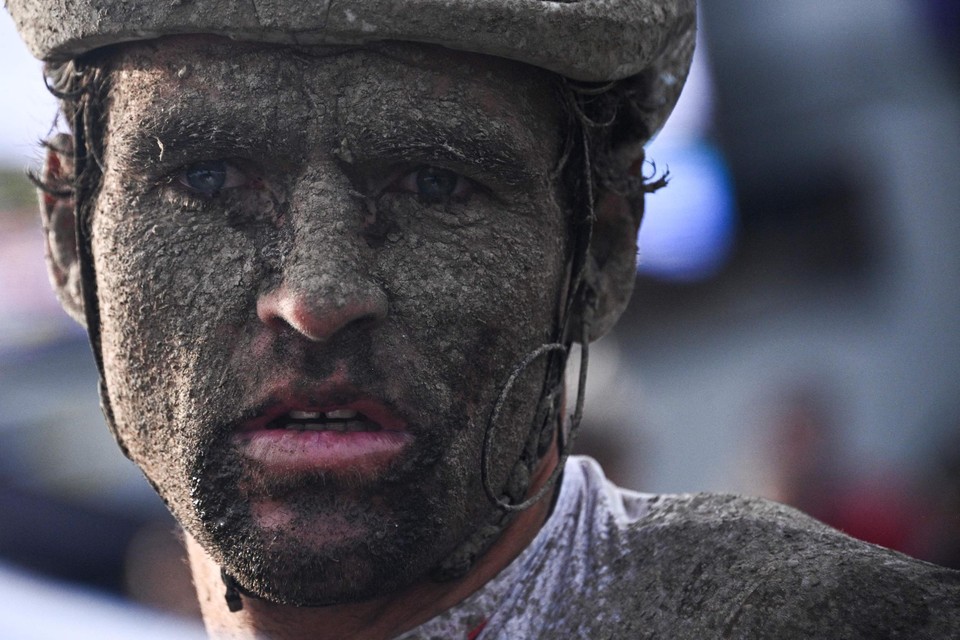 Modderduivel Greg Van Avermaet na de finish. 