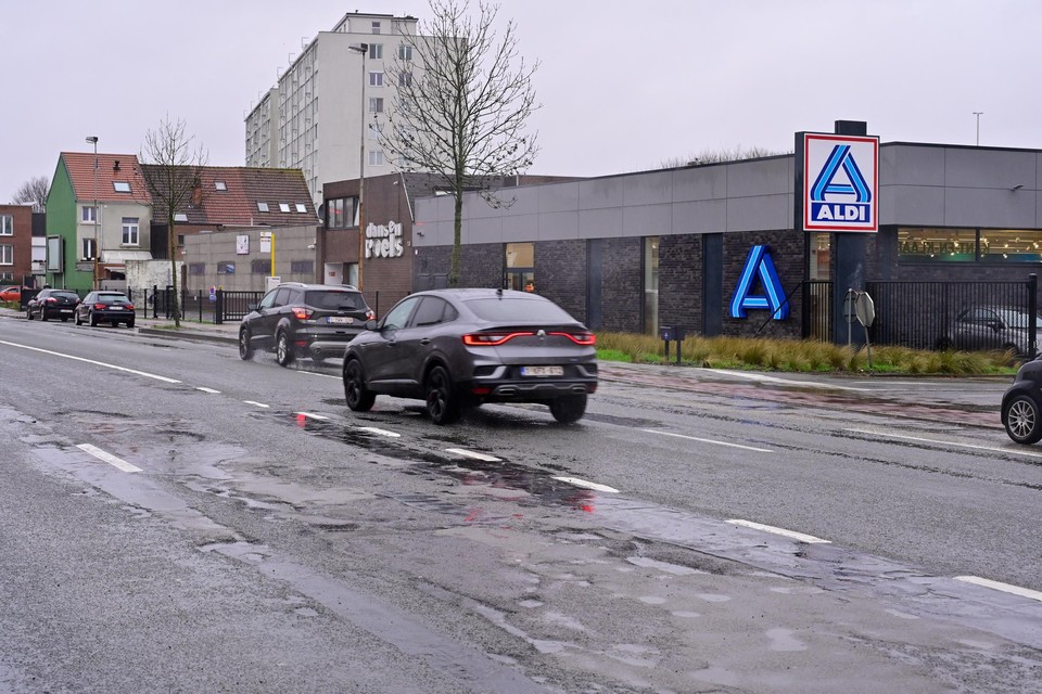 De Boterlaarbaan in Deurne krijgt in de loop van april een noodherstelling