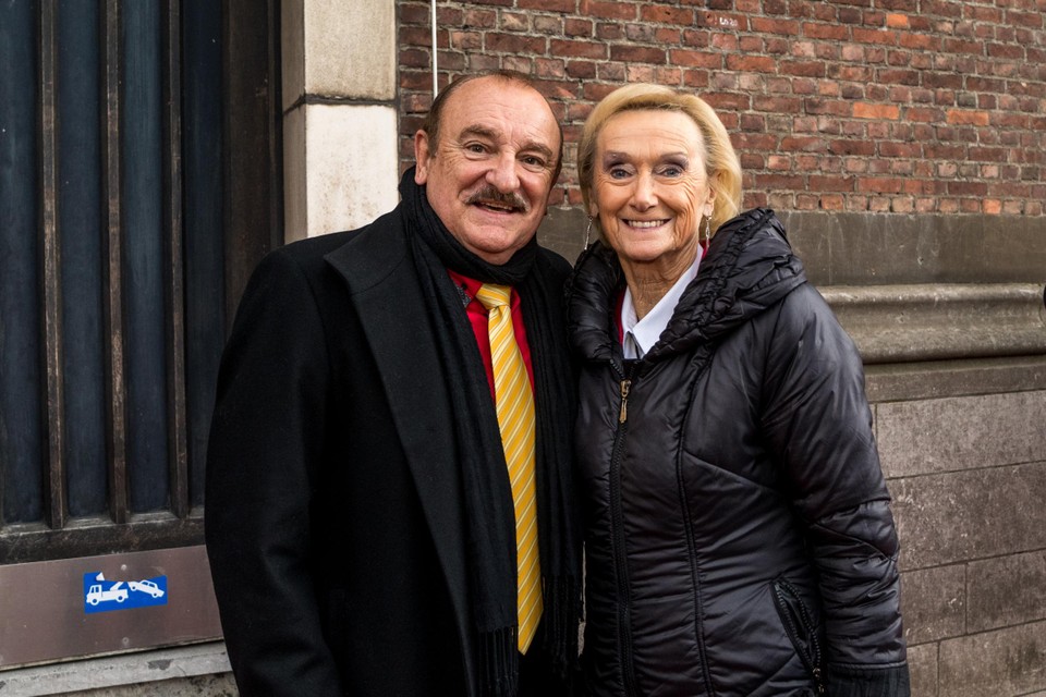 Nicole e Hugo, una coppia del mondo dello spettacolo nelle Fiandre. 