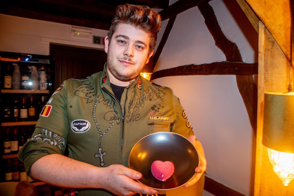 Zowat alle restaurants in Limburg zijn vandaag uitzonderlijk open. “Dankzij Valentijn is alles al dagen uitverkocht”, zegt Jarne, van ’t Russelt in Diepenbeek.