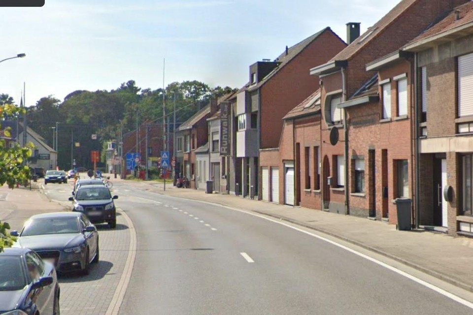 De twintiger werd in de zomer van 2020 betrapt op een plat dak van een woning aan de Lichtaartseweg in Herentals.