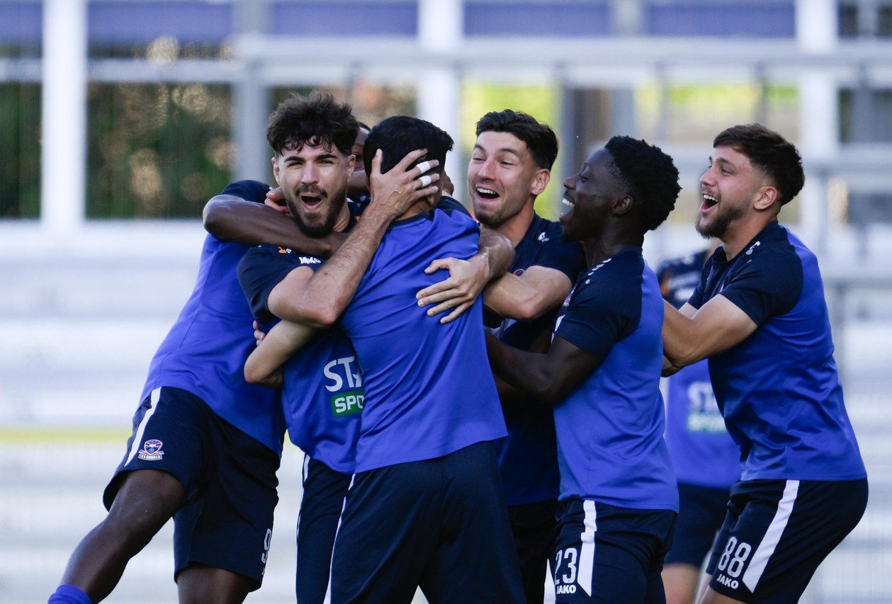 Bryan Goncalves uitblinker bij sterk FCV Dender: “Mooiste goal uit mijn  carrière” (Denderleeuw) | Het Nieuwsblad Mobile