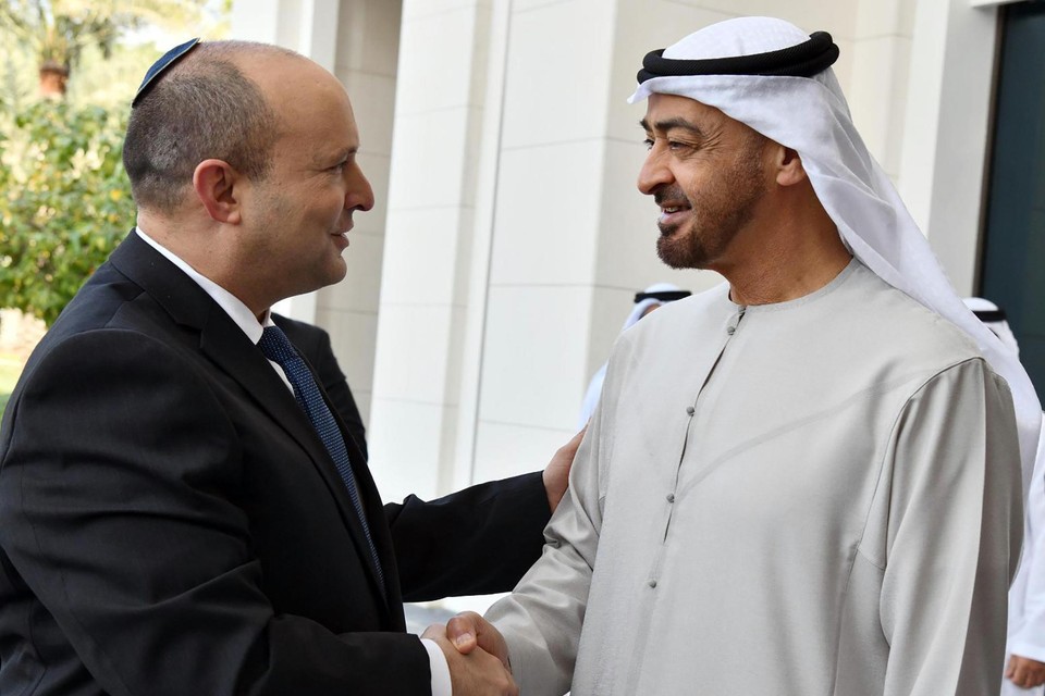 De Israëlische premier Naftali Bennett met sjeik Mohammed bin Zayed Al Nahyan van de Verenigde Arabische Emiraten. 