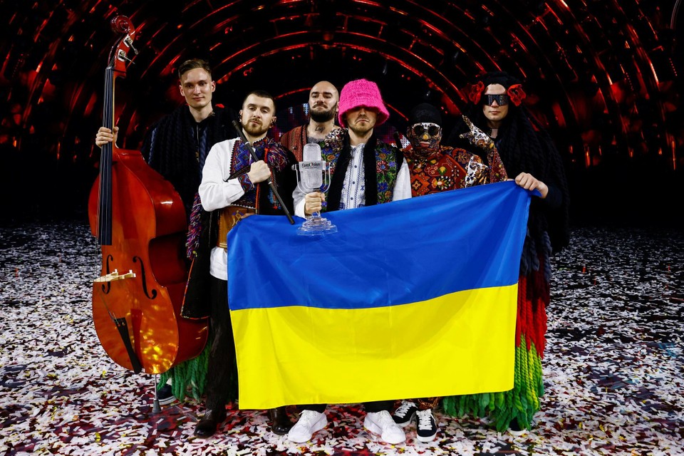 Oekraïne won het Eurovisiesongfestival, maar het geknoei met de stemmen van andere landen brengt een domper op het hele gebeuren 