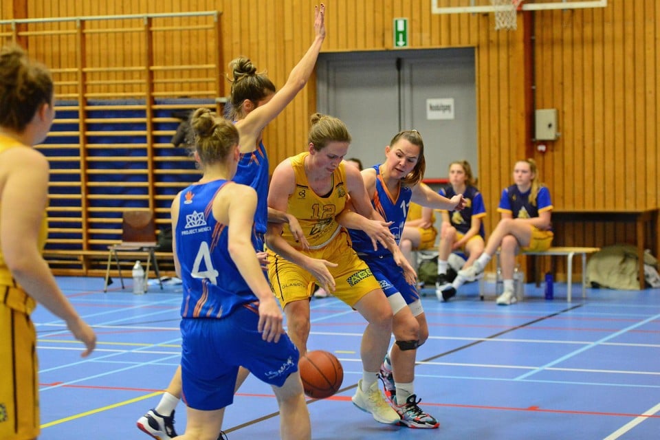 Een beeld van eerder dit seizoen van de Grimbergse vrouwen tegen Asse-Ternat.
