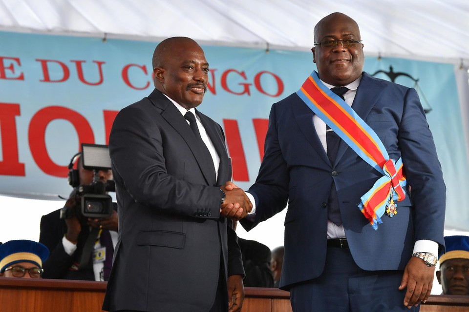 Joseph Kabila (L) en President Felix Tshisekedi (L) in 2019 