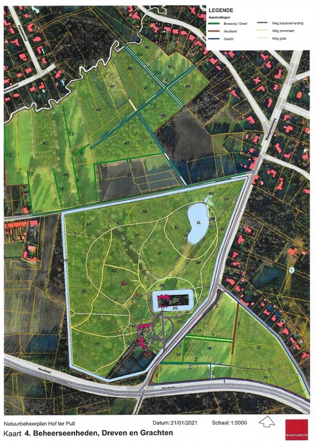 Обзор Hof ter Pull и 60 гектаров, принадлежащих Erwin Beerens, на которые распространяется план природопользования.  В центре вы видите замок, окруженный рвом. 