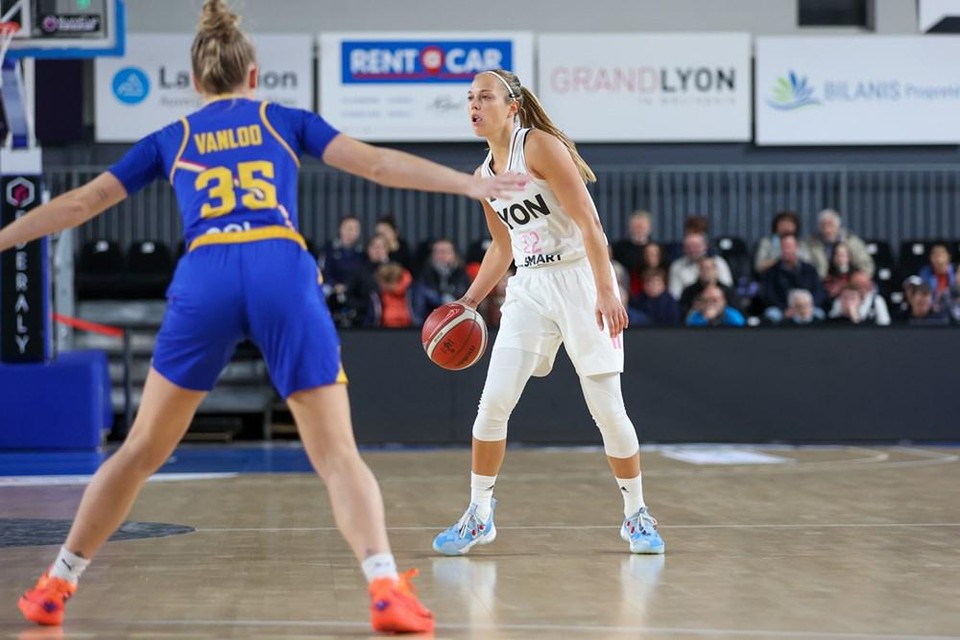Julie Allemand (ASVEL Lyon) and Julie Allemand (BLMA Montpellier) qualified for the 1/8th finals of the EuroCup Women. 