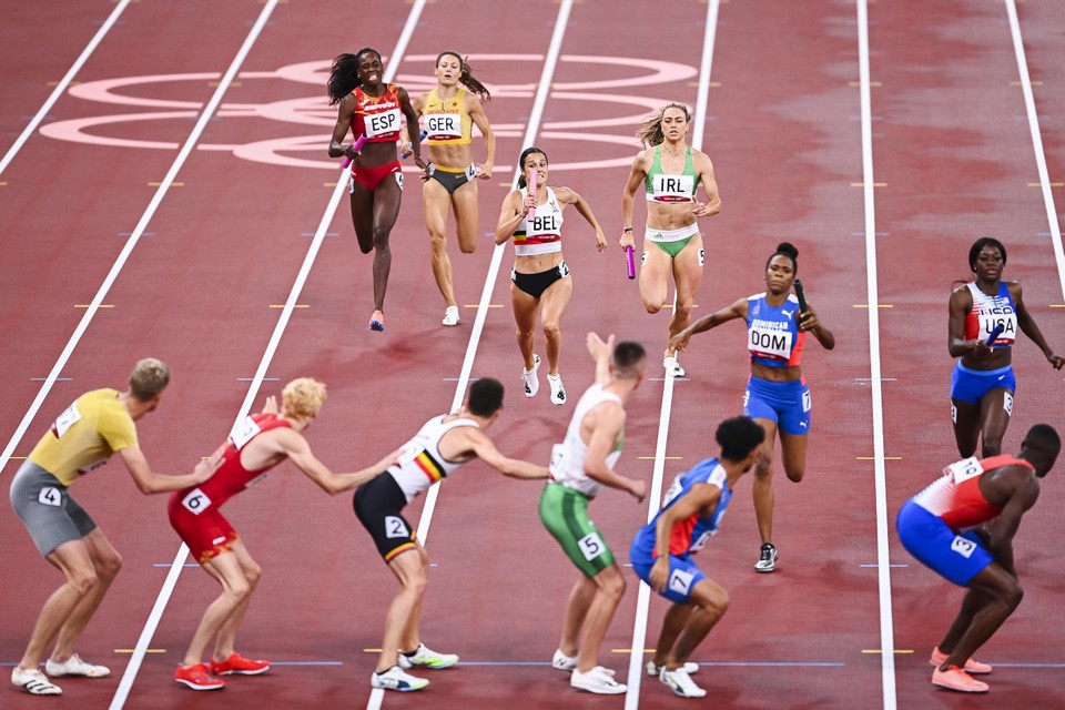 De stokwissel verliep bij de Belgische estafetteploeg steeds prima, bij de Dominicaanse Republiek en de Verenigde Staten was dat niet het geval.