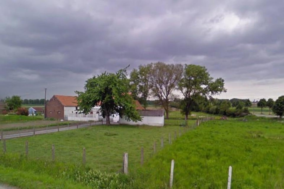 Lightning hits while couple is watching TV: Fermette destroyed in Tournai