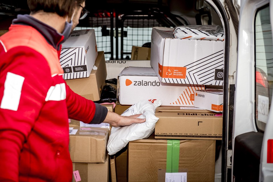 Het aantal pakjes neemt nog steeds toe. Bpost neemt volgend jaar in Rijkevorsel een distributiecentrum voor de Noorderkempen in gebruik.