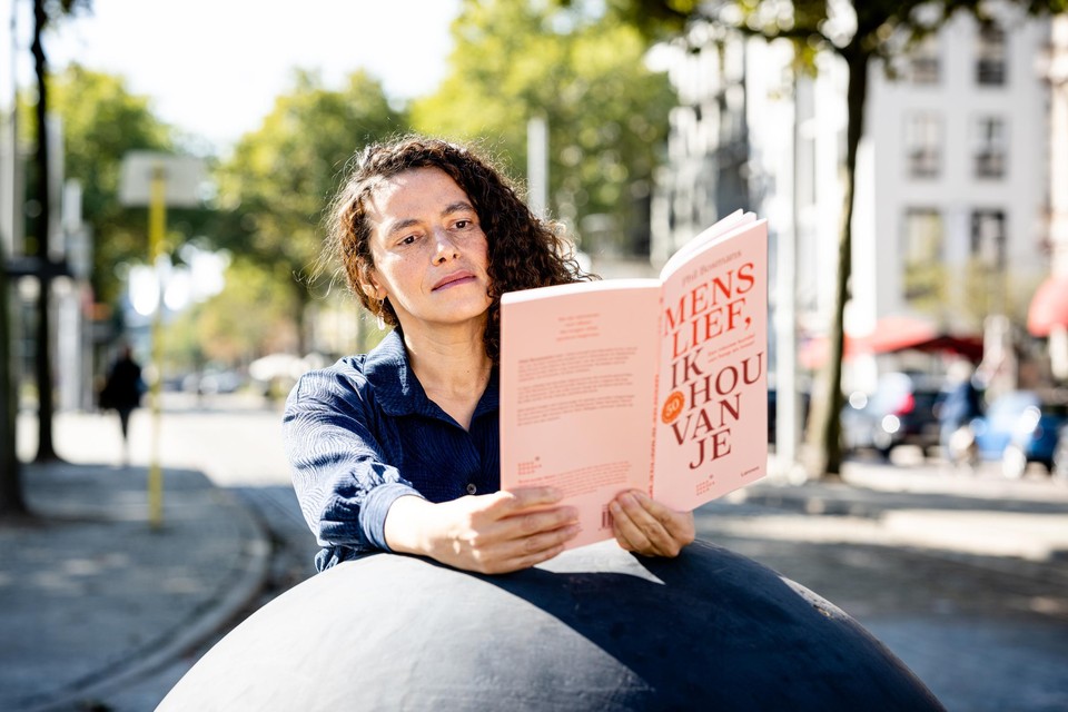 Sylvie Moors van Bond zonder Naam werkte de nieuwe uitgave van ‘Menslief, ik hou van je’ uit.