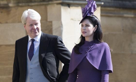 Charles Spencer en zijn vrouw op het huwelijk van Harry en Meghan.