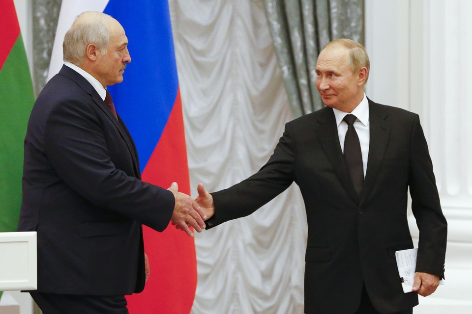 Wit-Russisch president Aleksandr Loekasjenko bezocht Vladimir Poetin.