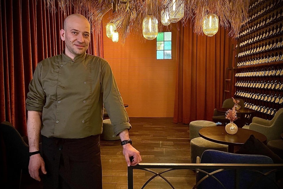 Chef-kok Mohamed Belkhadra staat voortaan aan het roer van La Cita. Hij kijkt ernaar uit om het elan van vroeger te herstellen. 