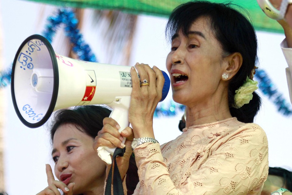 Suu Kyi tijdens haar verkiezingscampagne in 2012 