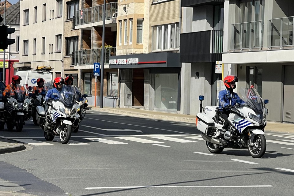 De politie geeft motorrijders tips om zich veilig op de weg te begeven in de winter. 
