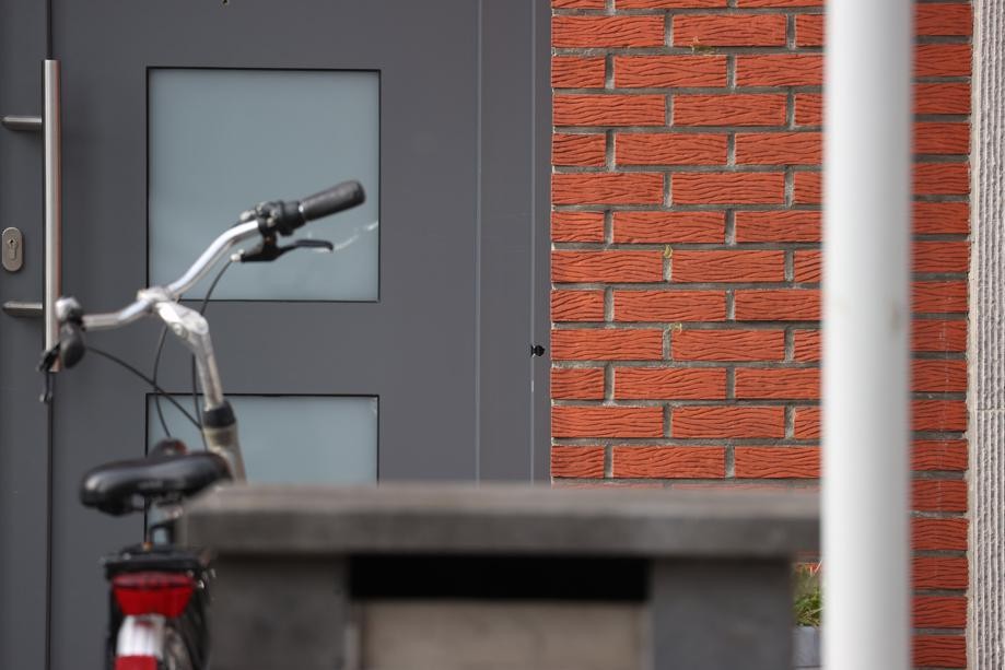 De gevel van Fidan H. werd ook al beschoten. 